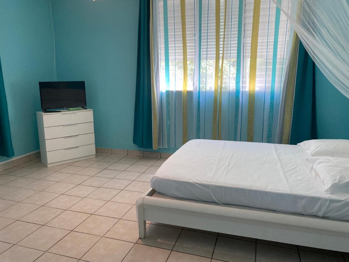 Location Tropical Appartement Sainte-Anne  Buitenkant foto