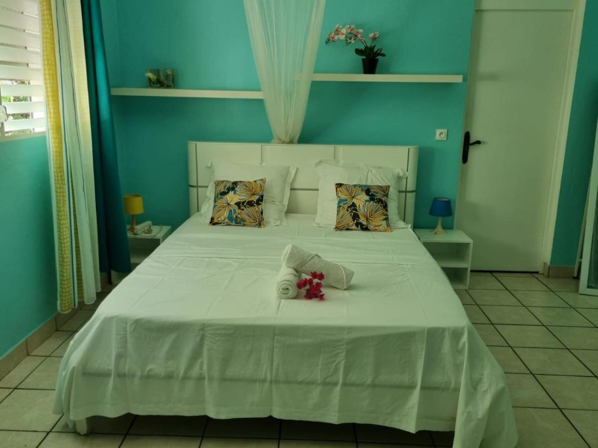 Location Tropical Appartement Sainte-Anne  Buitenkant foto