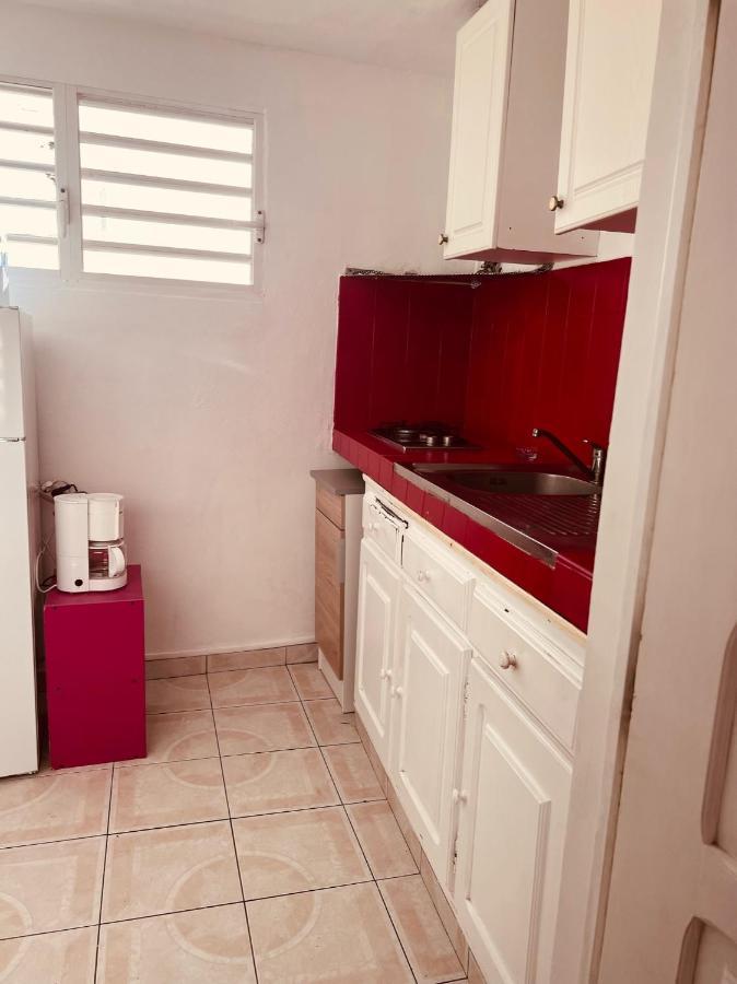 Location Tropical Appartement Sainte-Anne  Buitenkant foto