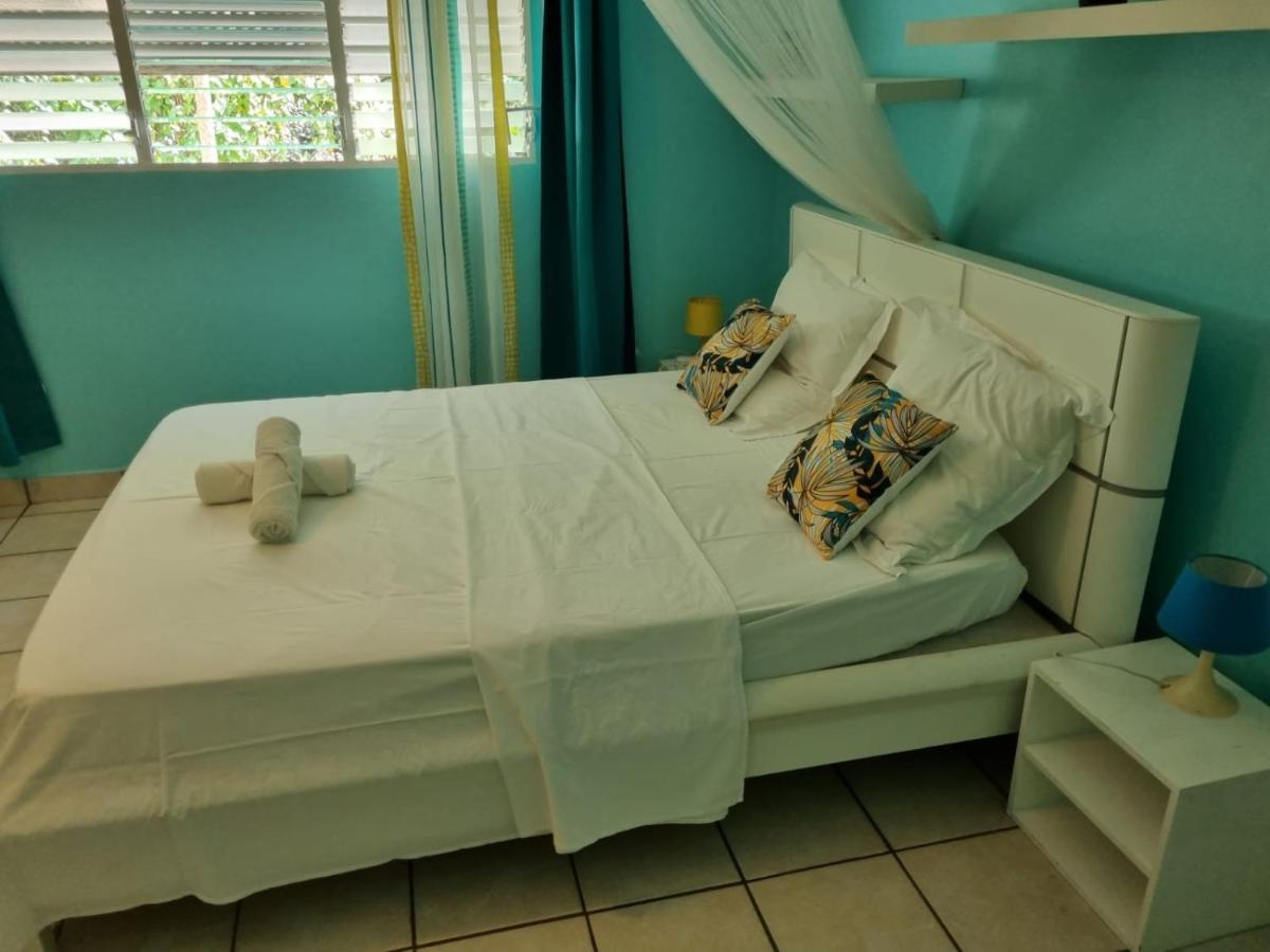 Location Tropical Appartement Sainte-Anne  Buitenkant foto